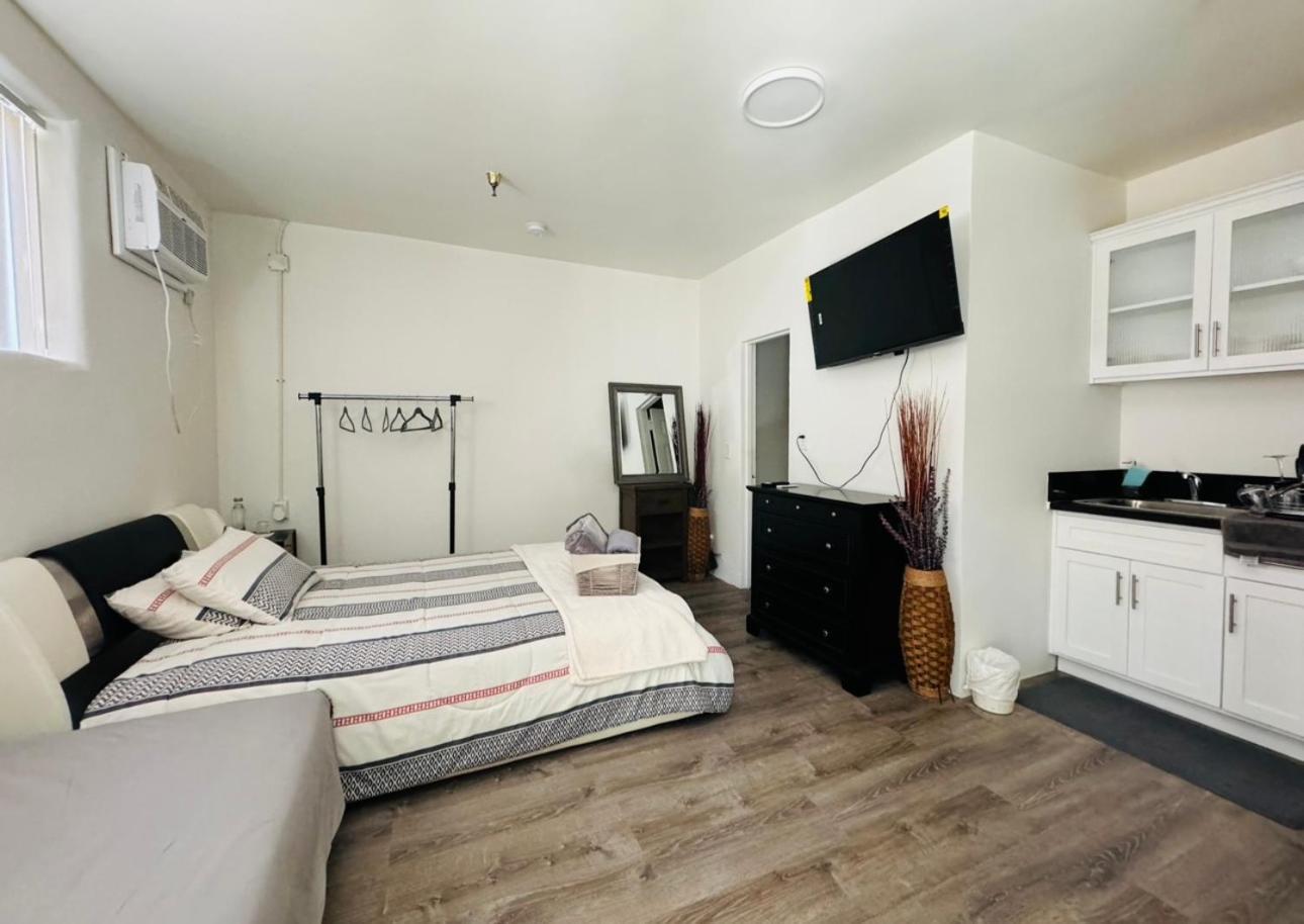 Sunset & La Brea Studio!! Location Ever Appartement *